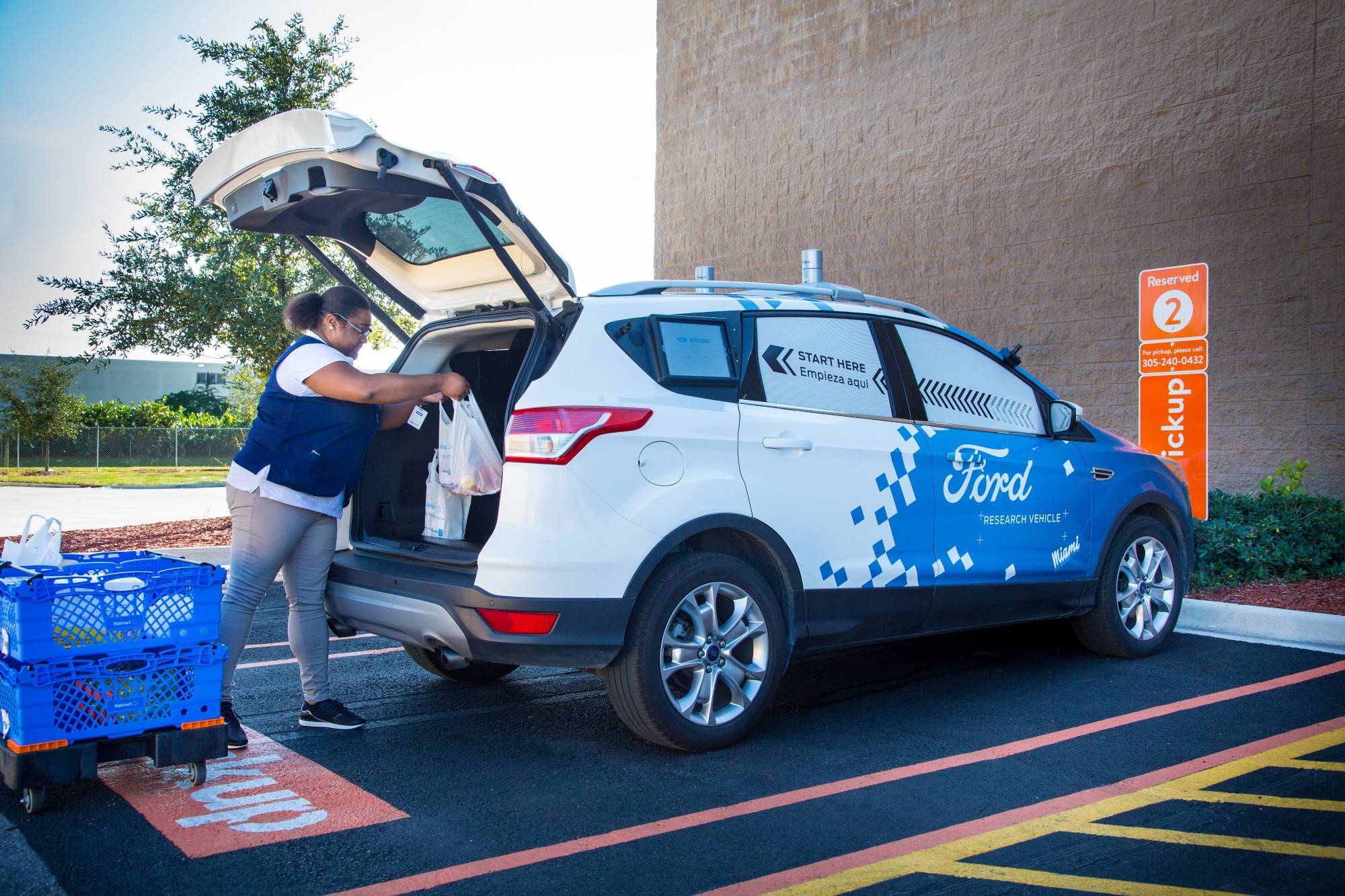 Ford self-driving groceries